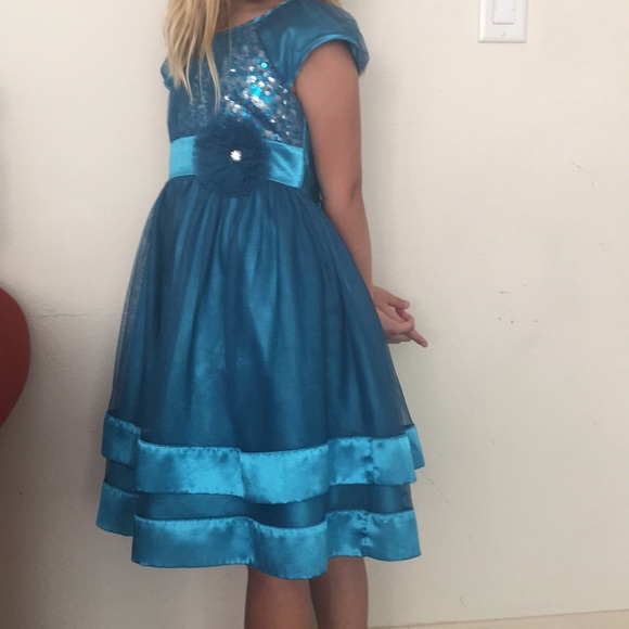 Girls aqua dress - Picture 3 of 7